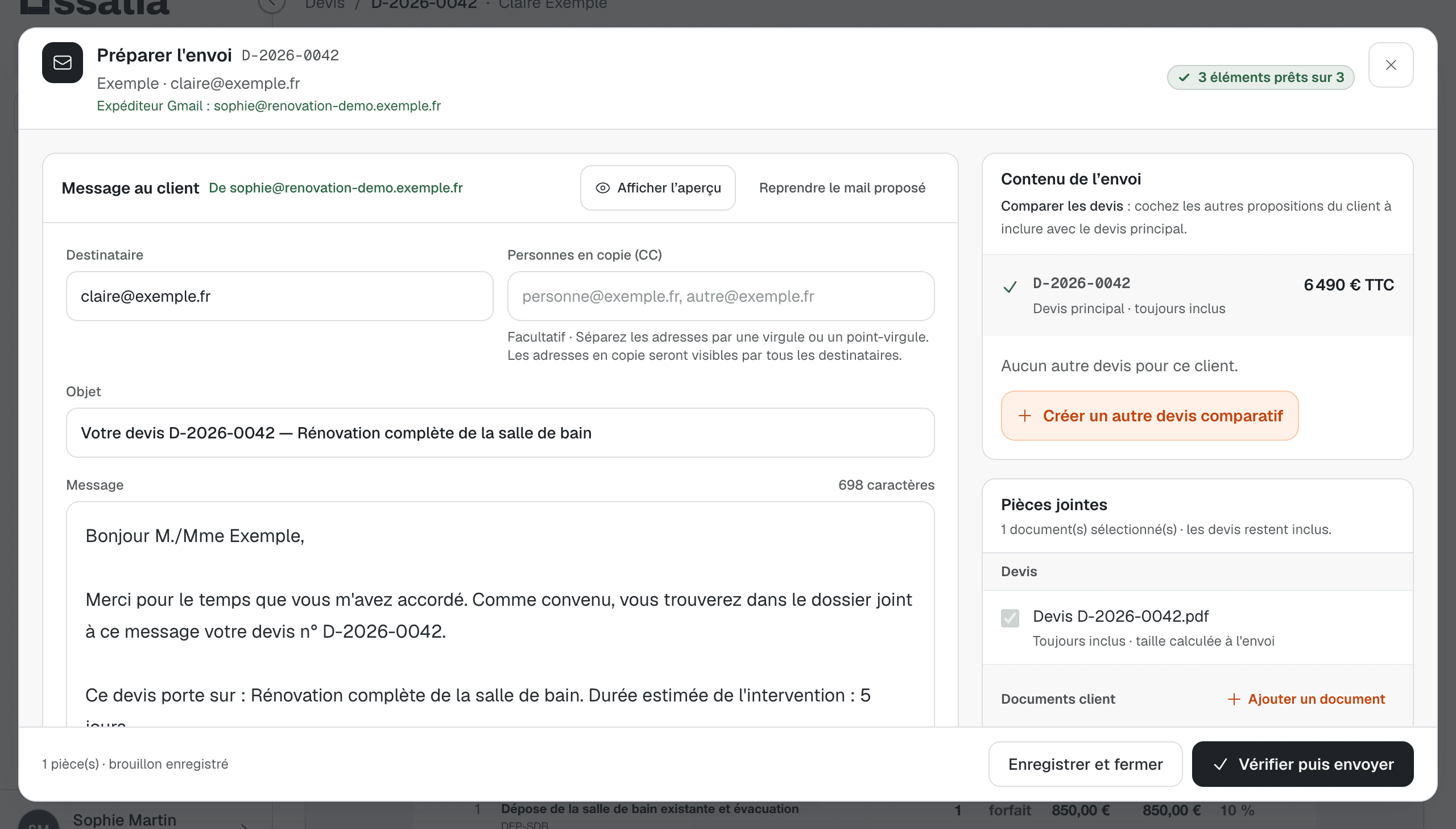 Préparation de l'envoi d'un devis : destinataire, objet, message reprenant les montants du devis, pièce jointe et bouton « Vérifier puis envoyer ».